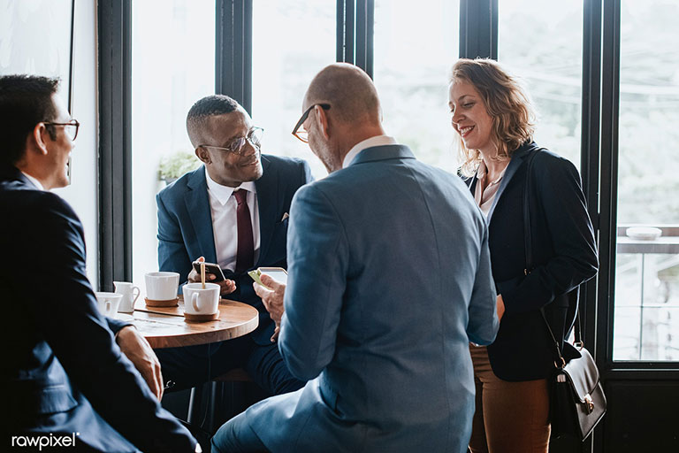 How helpful are commercial lawyers for small business disputes?